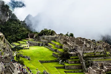 Gordijnen Machu Picchu, the ancient Inca city in the Andes, Peru © Curioso.Photography