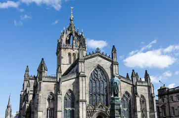 Fototapeta na wymiar St Giles Cathedral w Edynburgu