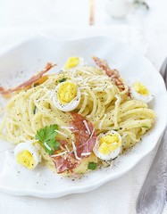 spaghetti carbonara