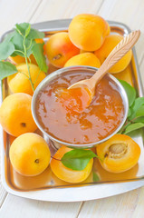 jam and apricots