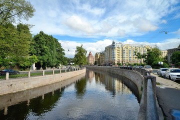 Fototapeta na wymiar Karpovka rzeka - Sankt Petersburg