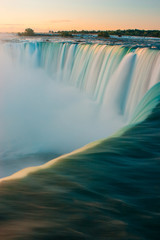 Niagara Falls in Canada - obrazy, fototapety, plakaty