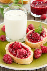 Sandwich Stills: Toast with Raspberry Jam