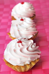 Shortcrust pastry tartlet with apple jam and butter cream