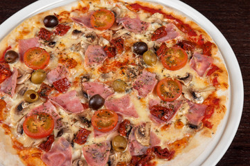 pizza with ham and mushrooms