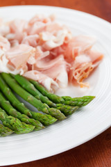 Asparagus and prosciutto