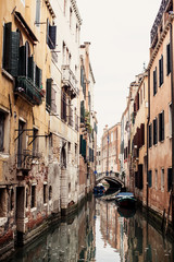Fototapeta na wymiar Venetian street