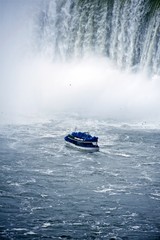 Fototapeta premium Niagara Boat Tour