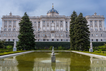 Fototapeta na wymiar Royal Palace z Madrid, Hiszpania