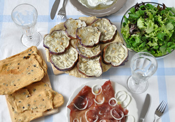 Italienischer Mittagstisch - Table Setting