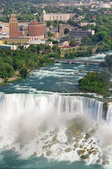 Fototapeta na wymiar Niagara Falls bliska