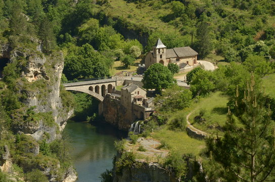 Village de Saint Chély du Tarn