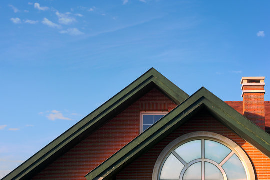 Modern Chalet Roof With Attic Windows