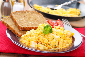 scrambled eggs - Rühreier