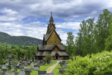 Fototapeta na wymiar Kościół Heddal w Norwegii