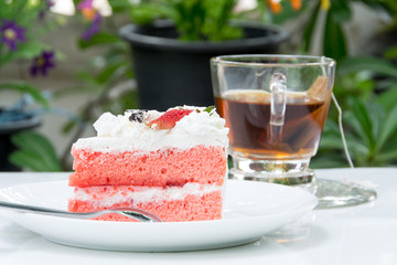 Strawberry Cake with tea
