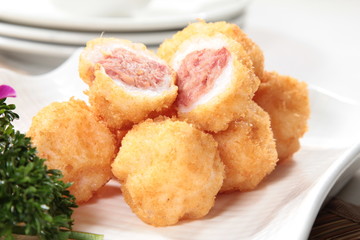 肉詰め団子