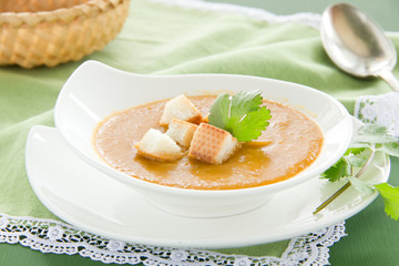 Lentil soup with curry.