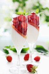 cream gelatin with strawberries