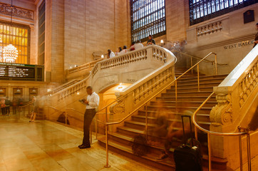 Fototapeta premium NEW YORK CITY - JUN 10: Grand Central main Concourse srairs on J