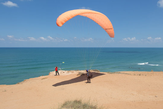Para-glider is ready for takeoff.