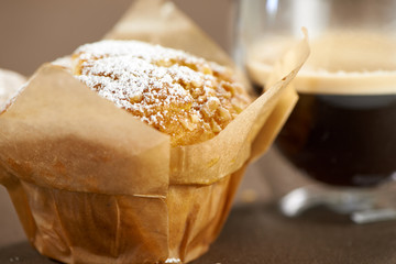 Cupcake in Backpapier