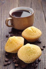 Cupcakes, coffee and coffee beans