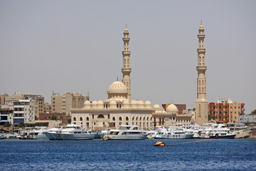 Fototapeta na wymiar summer beach and Red Sea in Egypt