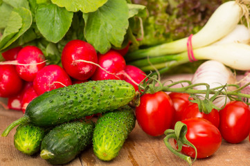 Garden salad ingredients