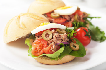 Tuna sandwich