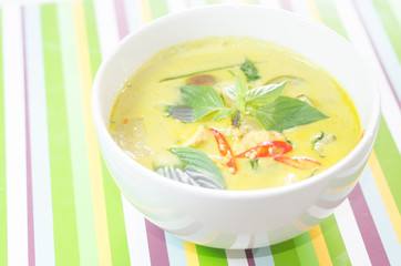 Green chicken curry
