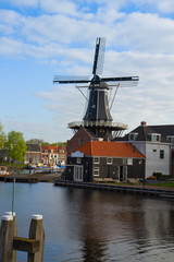 Fototapeta na wymiar Adriaan windmill, Haarlem