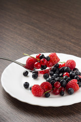 Eating Fresh Berries