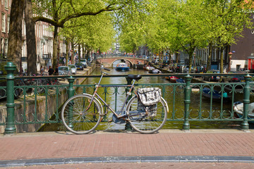 Fototapeta na wymiar rower na ringu kanału, Amsterdam