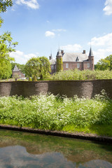 Fototapeta na wymiar castle Zuylen in spring