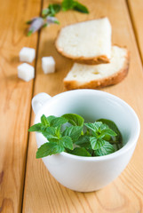 Tea with fresh mint cake