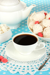 Beautiful white dinner service with an air meringues