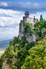 Fototapeta na wymiar Druga wieża w San Marino