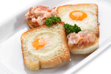 traditional breakfast of scrambled eggs