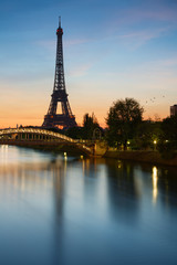 Naklejka na ściany i meble Tour Eiffel Paris