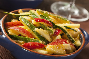 Organic Vegetable and Fruit Salad