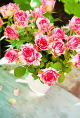 bouquet of pink roses