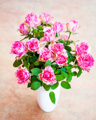bouquet of pink roses