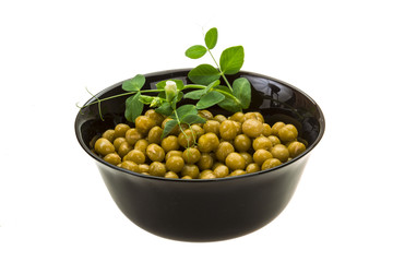 Marinated green peas