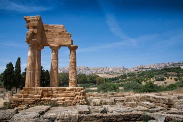 Temple of Castor and Pollux (Agrigento, Sicily, Italy) - obrazy, fototapety, plakaty