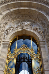 Obraz premium Entrance of the Petit Palais