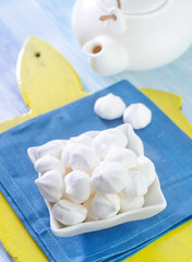 meringue shells
