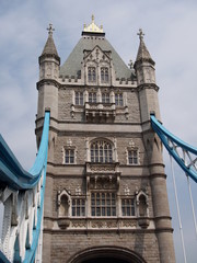 Fototapeta na wymiar Tour du Tower Bridge - Londres