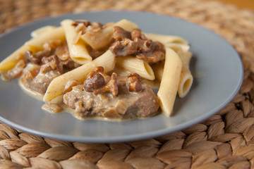 kurki makaron kurka polędwica penne pietruszka śmietana wino  © JoannaTkaczuk