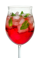 Aperitif mit Campari und Minze